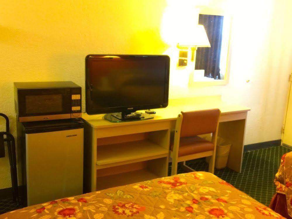 Qc Stay Inn Moline Buitenkant foto